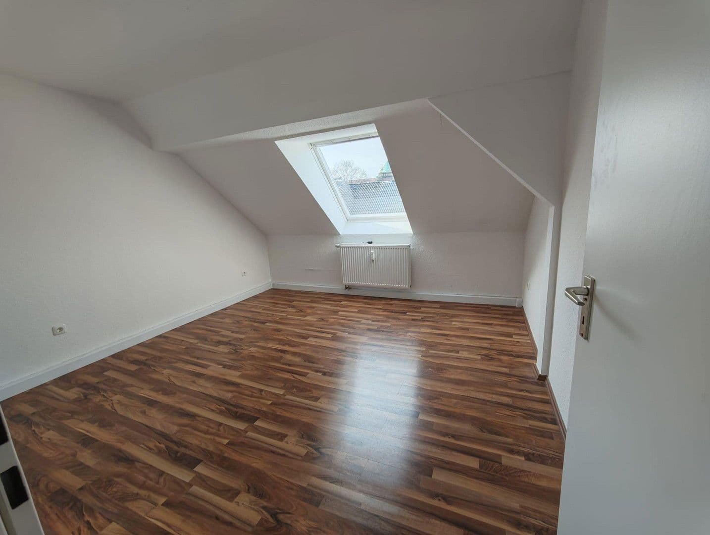 Pronájem bytu 3+kk 67 m², Wattenbachstr. 12, Essen, Severní Porýní-Vestfálsko Pronájem bytu 3+kk 67 m², Wattenbachstr. 12, Essen, Severní Porýní-Vestfálsko