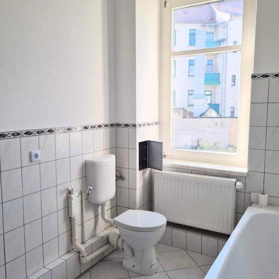 Pronájem bytu 3+1 69 m², Kantstraße 32, Wurzen, Sasko Pronájem bytu 3+1 69 m², Kantstraße 32, Wurzen, Sasko