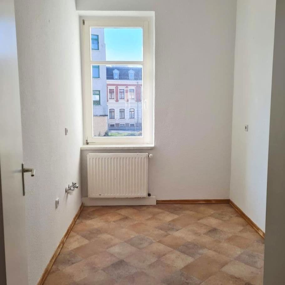 Pronájem bytu 3+1 69 m², Kantstraße 32, Wurzen, Sasko Pronájem bytu 3+1 69 m², Kantstraße 32, Wurzen, Sasko