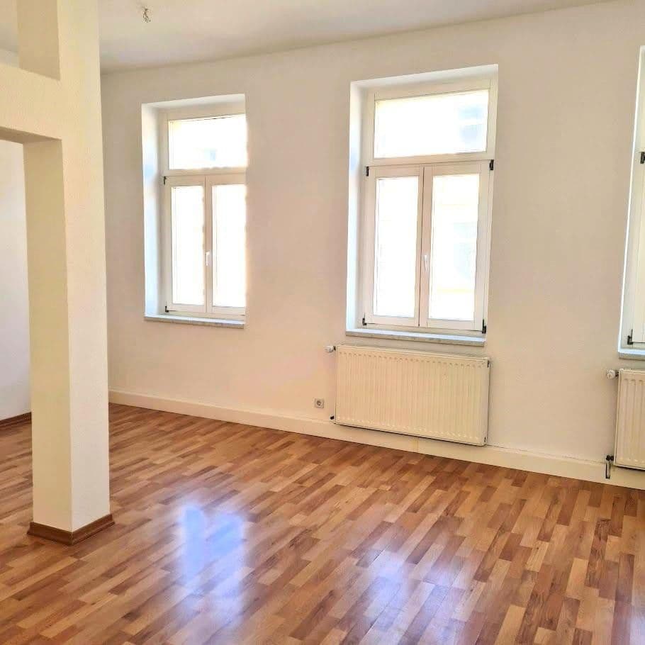 Pronájem bytu 3+1 69 m², Kantstraße 32, Wurzen, Sasko Pronájem bytu 3+1 69 m², Kantstraße 32, Wurzen, Sasko
