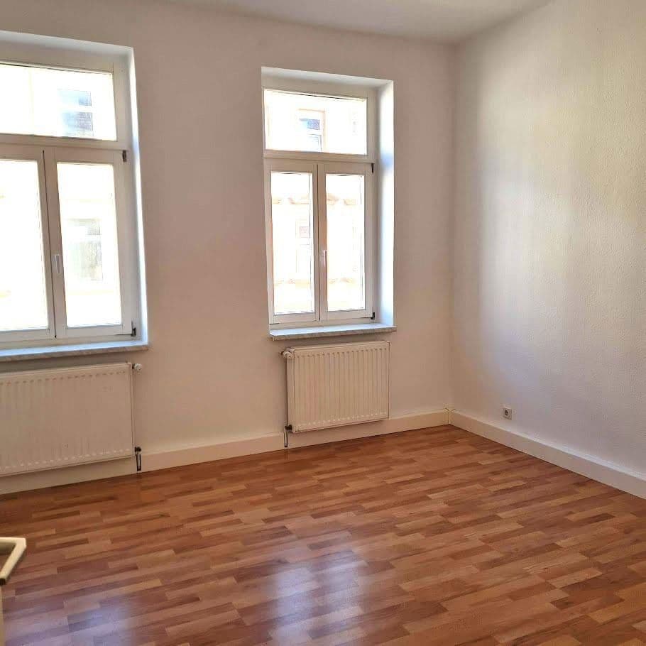 Pronájem bytu 3+1 69 m², Kantstraße 32, Wurzen, Sasko Pronájem bytu 3+1 69 m², Kantstraße 32, Wurzen, Sasko