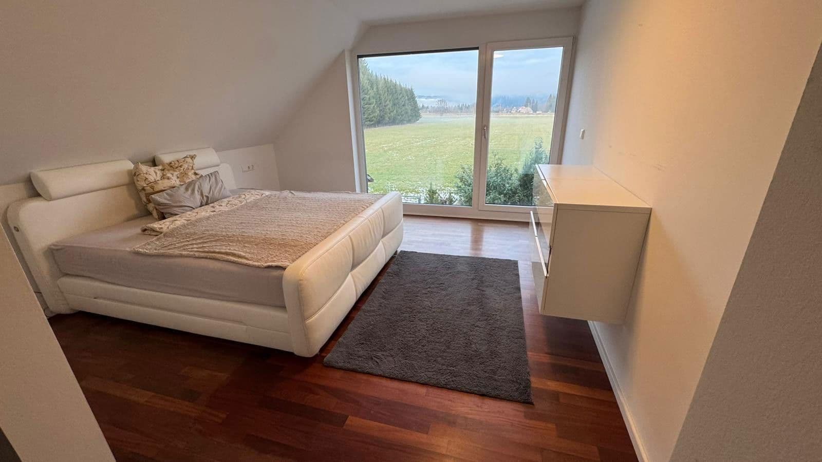 Prodej domu 297 m², pozemek 571 m², Titisee-Neustadt, Bádensko-Württembersko Prodej domu 297 m², pozemek 571 m², Titisee-Neustadt, Bádensko-Württembersko