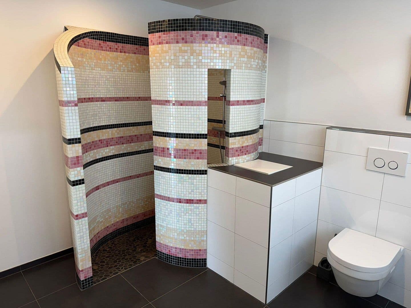 Prodej domu 297 m², pozemek 571 m², Titisee-Neustadt, Bádensko-Württembersko Prodej domu 297 m², pozemek 571 m², Titisee-Neustadt, Bádensko-Württembersko