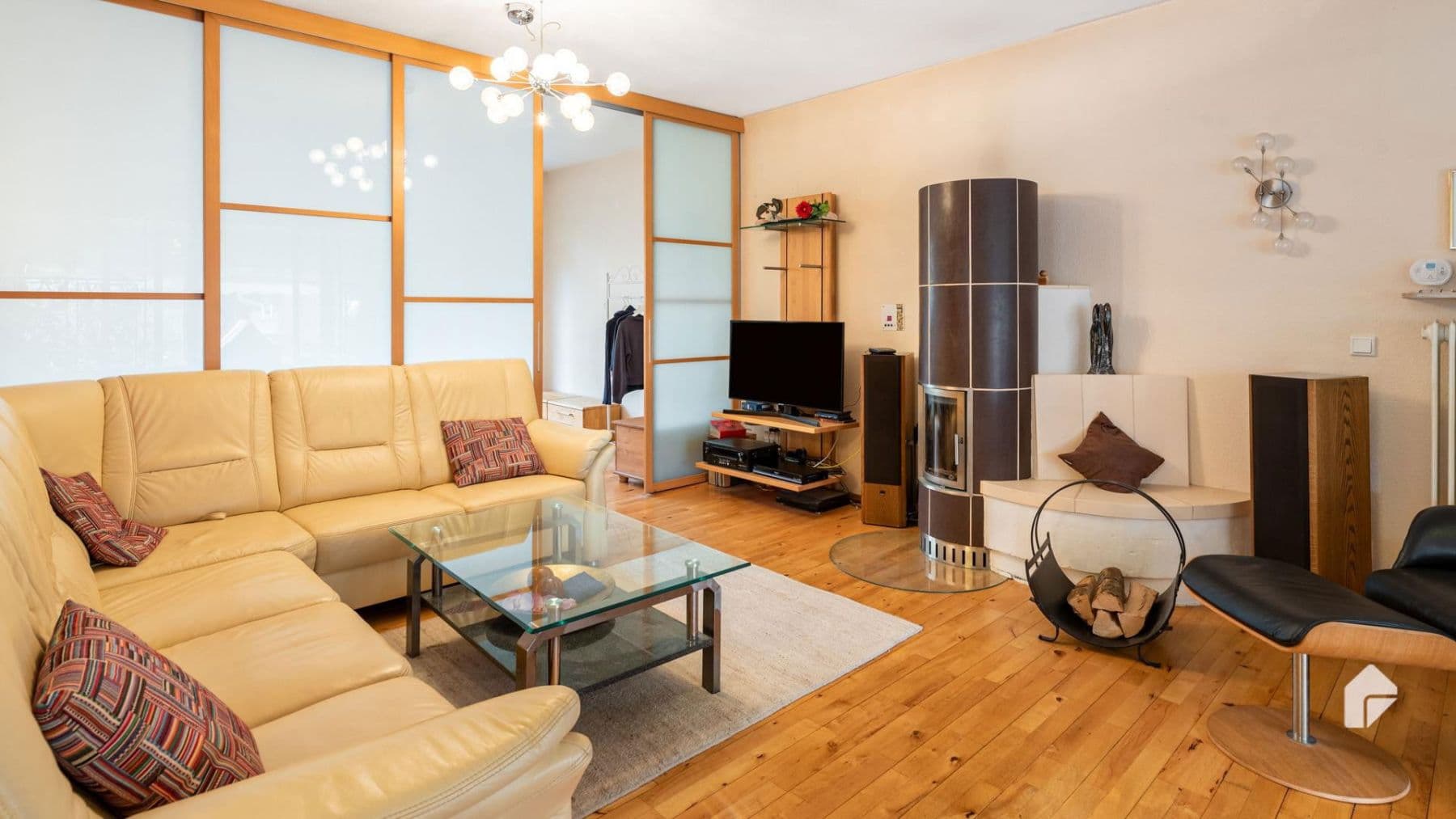 Prodej domu 286 m², pozemek 875 m², Laufach, Bavorsko Prodej domu 286 m², pozemek 875 m², Laufach, Bavorsko