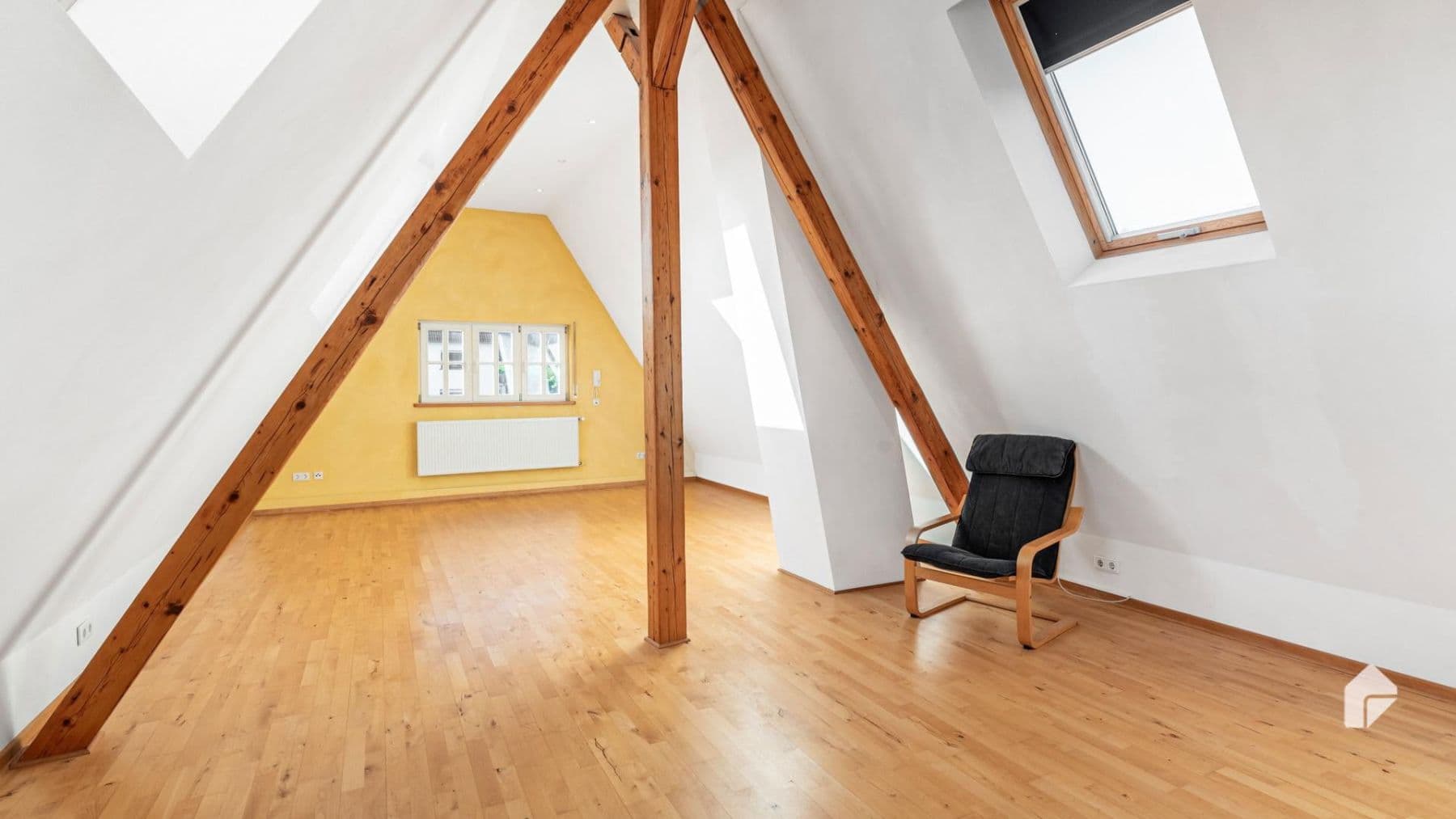 Prodej domu 286 m², pozemek 875 m², Laufach, Bavorsko Prodej domu 286 m², pozemek 875 m², Laufach, Bavorsko