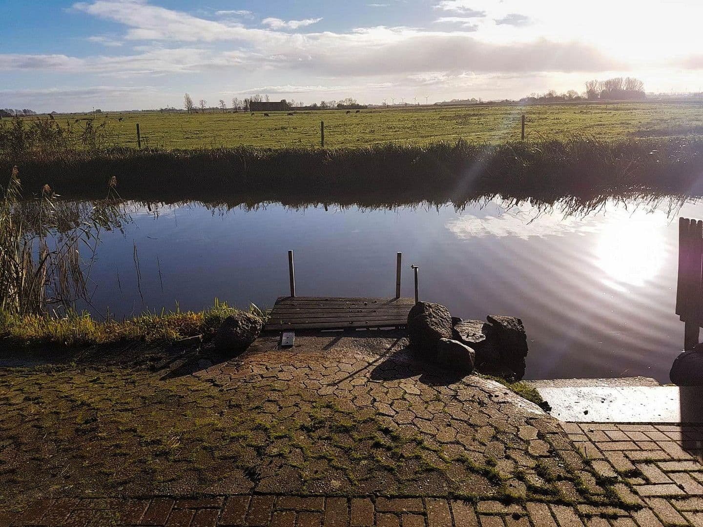 Prodej domu 84 m², pozemek 603 m², Ditzumerhammrich 96, Bunde, Dolní Sasko Prodej domu 84 m², pozemek 603 m², Ditzumerhammrich 96, Bunde, Dolní Sasko