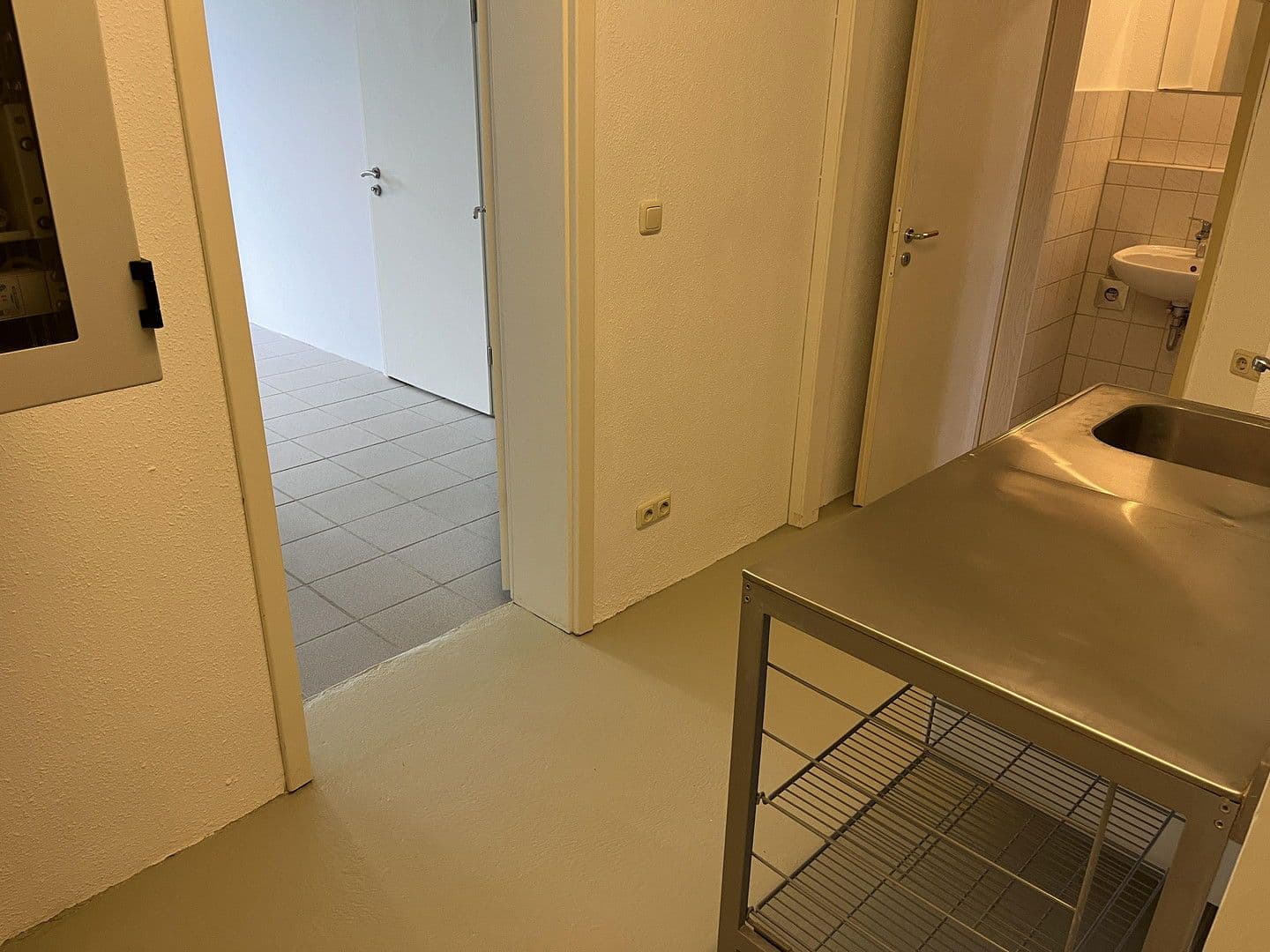 Pronájem kanceláře 63 m², Fackenburger Allee 44, Lübeck, Šlesvicko-Holštýnsko Pronájem kanceláře 63 m², Fackenburger Allee 44, Lübeck, Šlesvicko-Holštýnsko