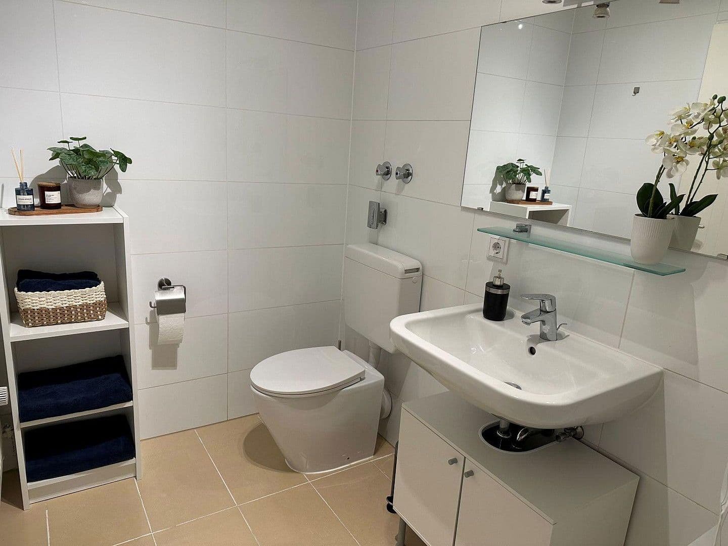 Pronájem bytu 2+1 71 m², Muenchen, Bavorsko Pronájem bytu 2+1 71 m², Muenchen, Bavorsko