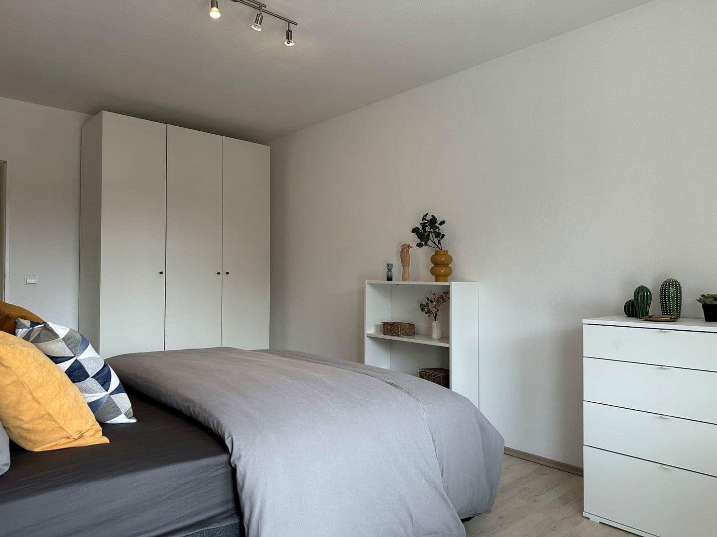 Pronájem bytu 2+1 71 m², Muenchen, Bavorsko Pronájem bytu 2+1 71 m², Muenchen, Bavorsko