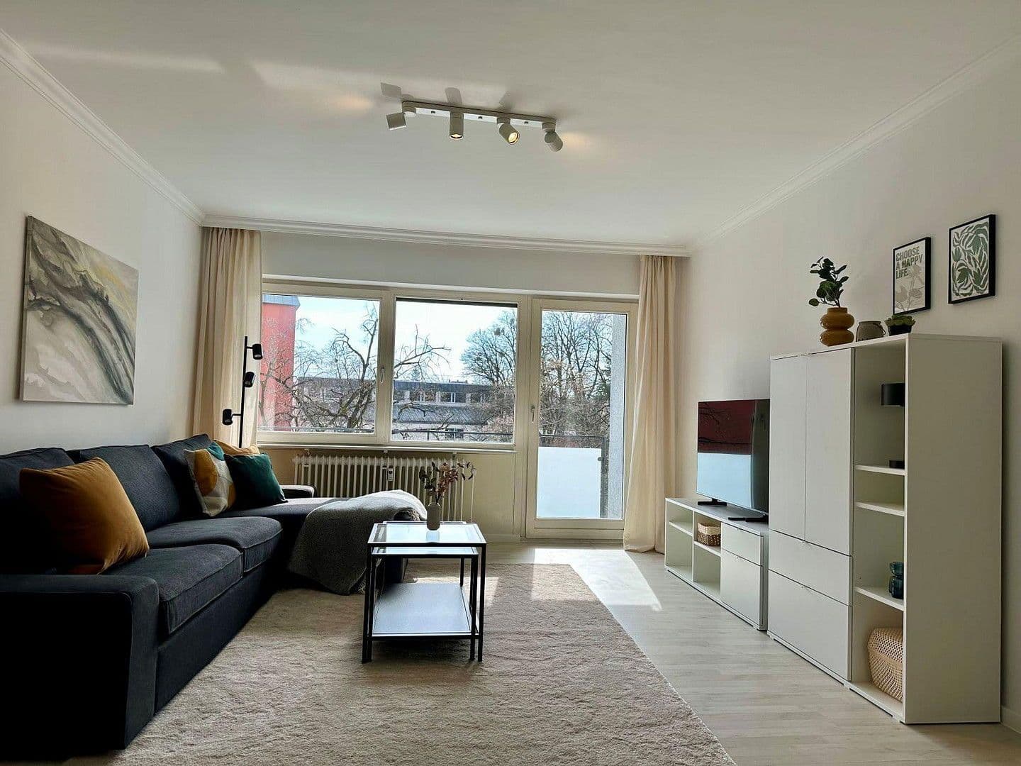 Pronájem bytu 2+1 71 m², Muenchen, Bavorsko Pronájem bytu 2+1 71 m², Muenchen, Bavorsko