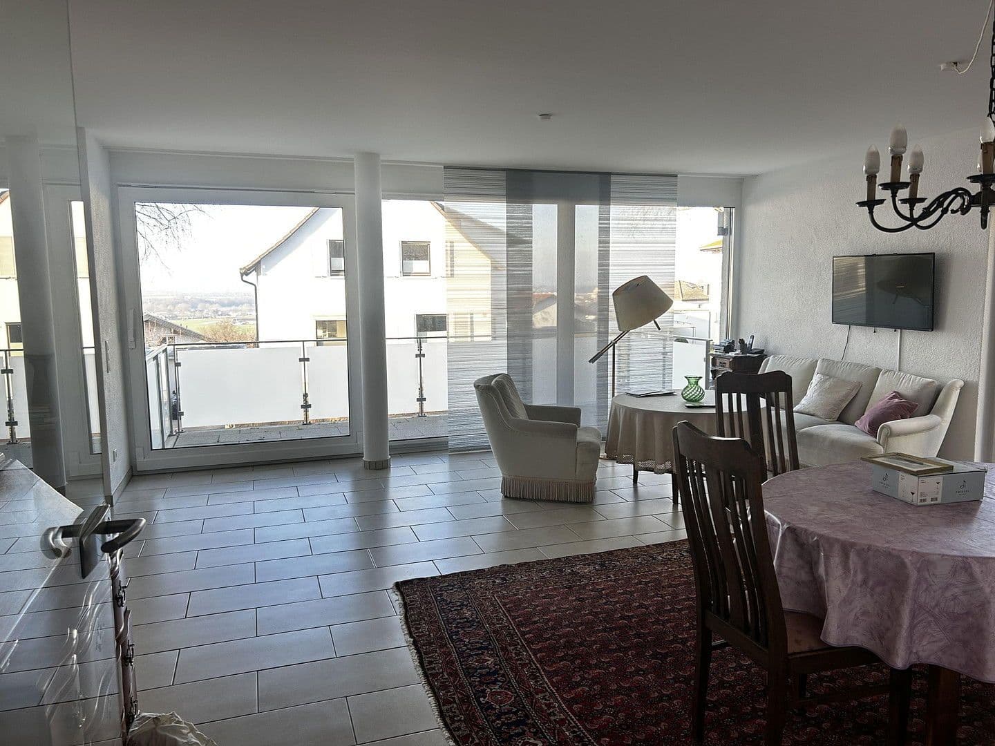 Pronájem bytu 3+kk 131 m², Weinheim, Bádensko-Württembersko Pronájem bytu 3+kk 131 m², Weinheim, Bádensko-Württembersko