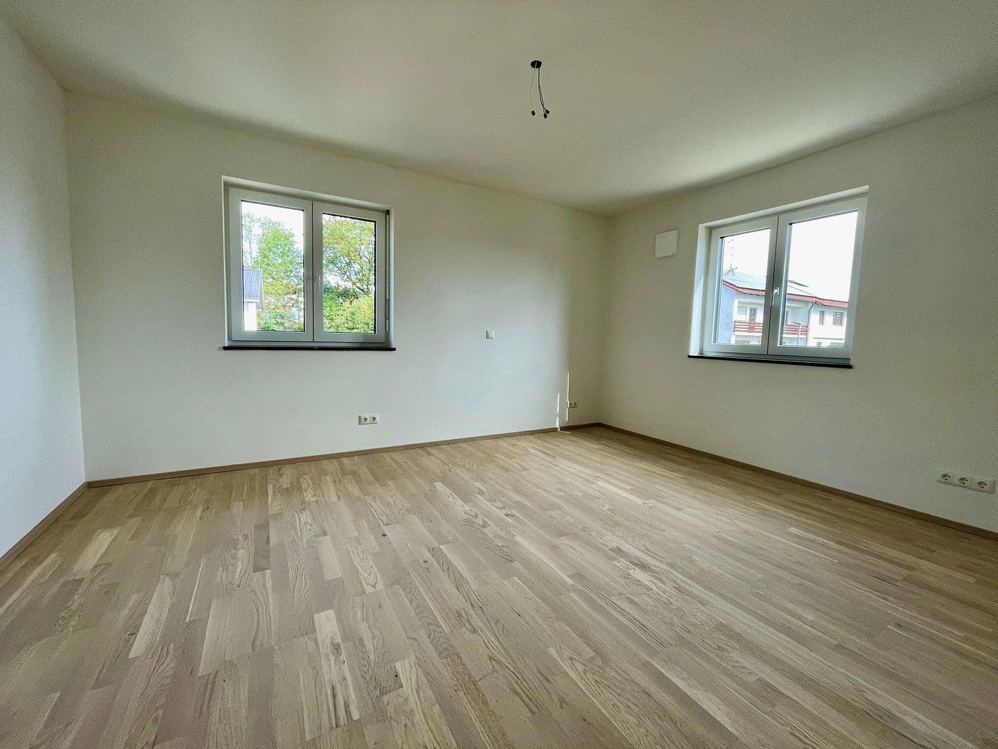Pronájem bytu 3+1 89 m², Haupstraße 39, Unterdietfurt, Bavorsko Pronájem bytu 3+1 89 m², Haupstraße 39, Unterdietfurt, Bavorsko