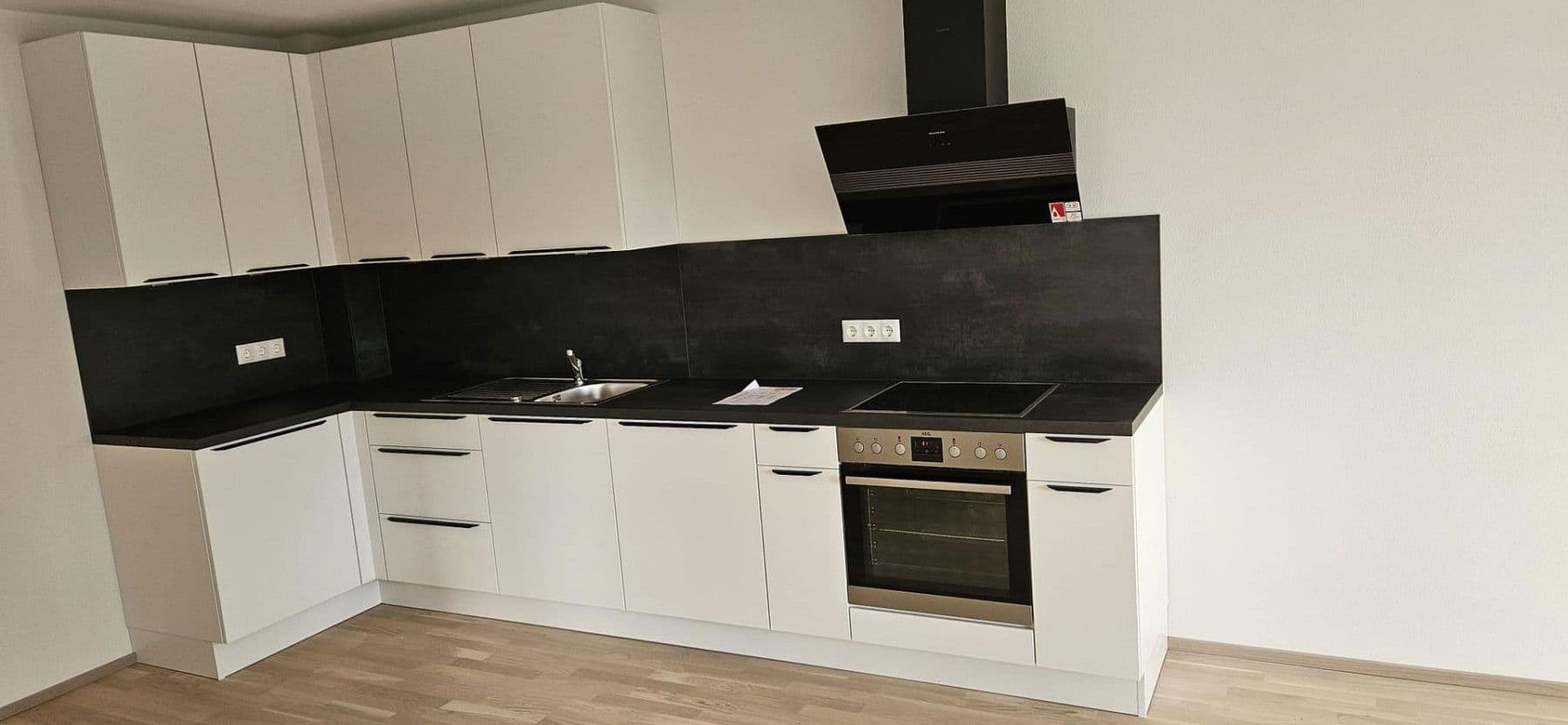 Pronájem bytu 3+1 89 m², Haupstraße 39, Unterdietfurt, Bavorsko Pronájem bytu 3+1 89 m², Haupstraße 39, Unterdietfurt, Bavorsko