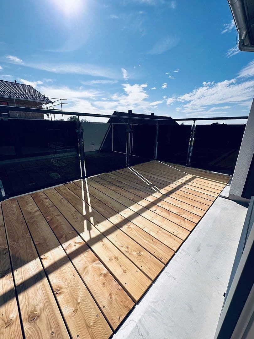 Pronájem bytu 3+1 89 m², Haupstraße 39, Unterdietfurt, Bavorsko Pronájem bytu 3+1 89 m², Haupstraße 39, Unterdietfurt, Bavorsko