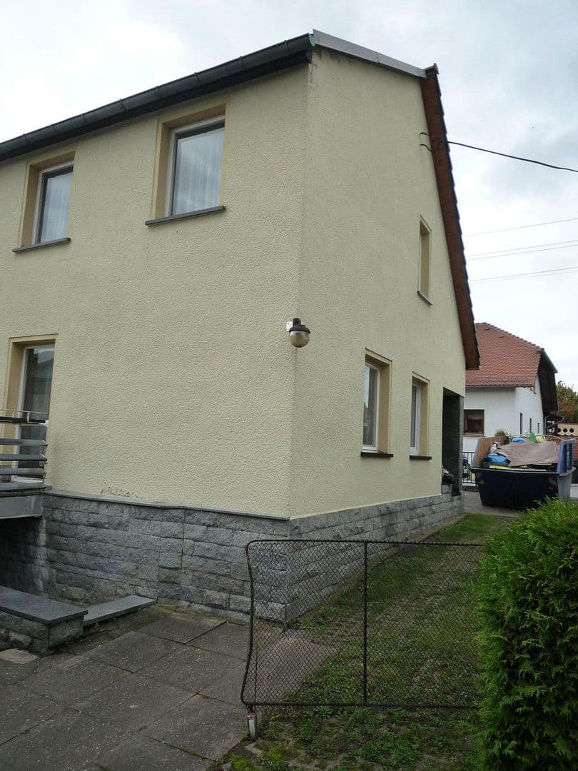 Prodej domu 69 m², pozemek 800 m², Stadtrandsiedlung 43, Bischofswerda, Sasko Prodej domu 69 m², pozemek 800 m², Stadtrandsiedlung 43, Bischofswerda, Sasko