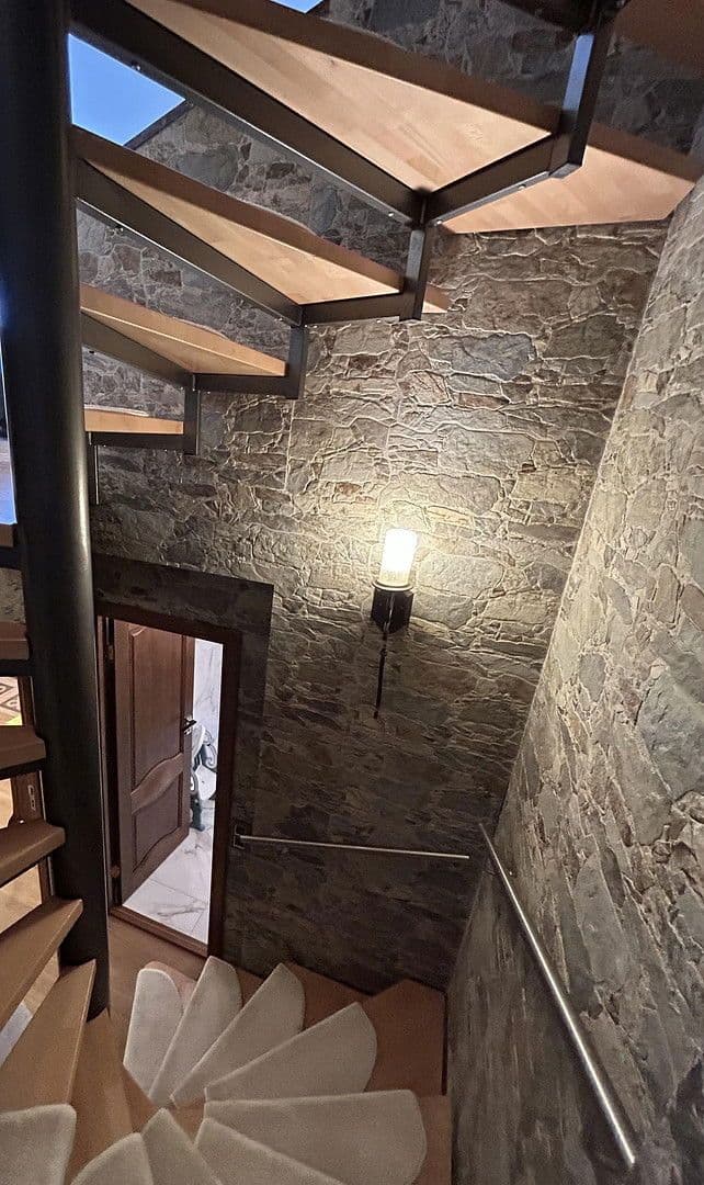 Prodej bytu 5+1 116 m², Garmisch-Partenkirchen, Bavorsko Prodej bytu 5+1 116 m², Garmisch-Partenkirchen, Bavorsko