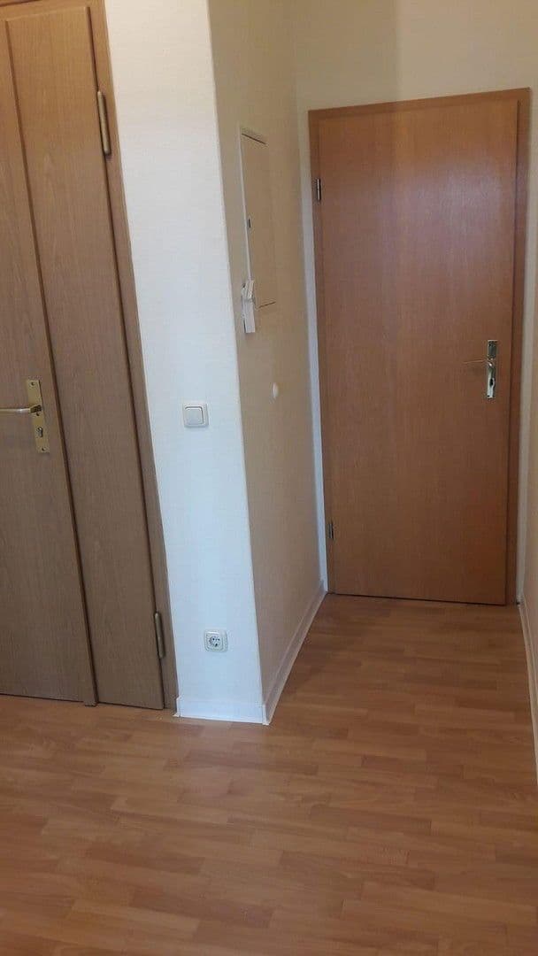 Pronájem bytu 2+1 55 m², Pestalozzistraße 16, Plauen, Sasko Pronájem bytu 2+1 55 m², Pestalozzistraße 16, Plauen, Sasko
