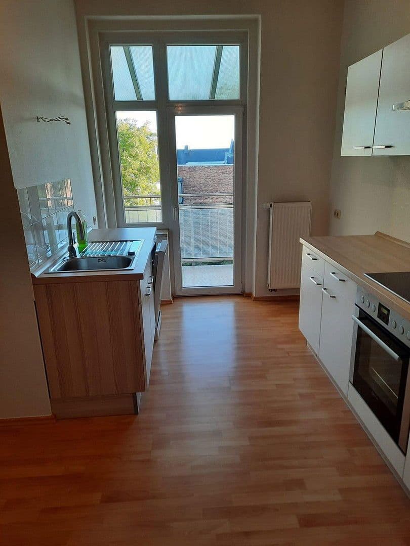 Pronájem bytu 2+1 55 m², Pestalozzistraße 16, Plauen, Sasko Pronájem bytu 2+1 55 m², Pestalozzistraße 16, Plauen, Sasko