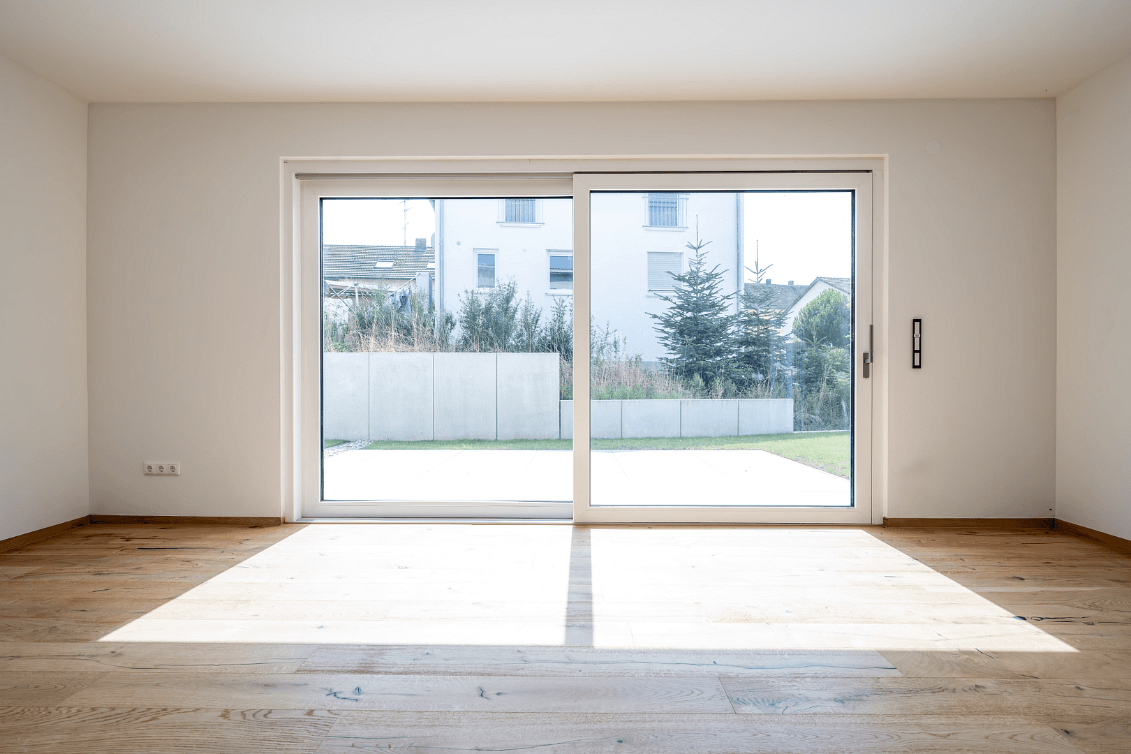 Pronájem domu 135 m², pozemek 400 m², Petzkofen 38B, Aufhausen, Bavorsko Pronájem domu 135 m², pozemek 400 m², Petzkofen 38B, Aufhausen, Bavorsko