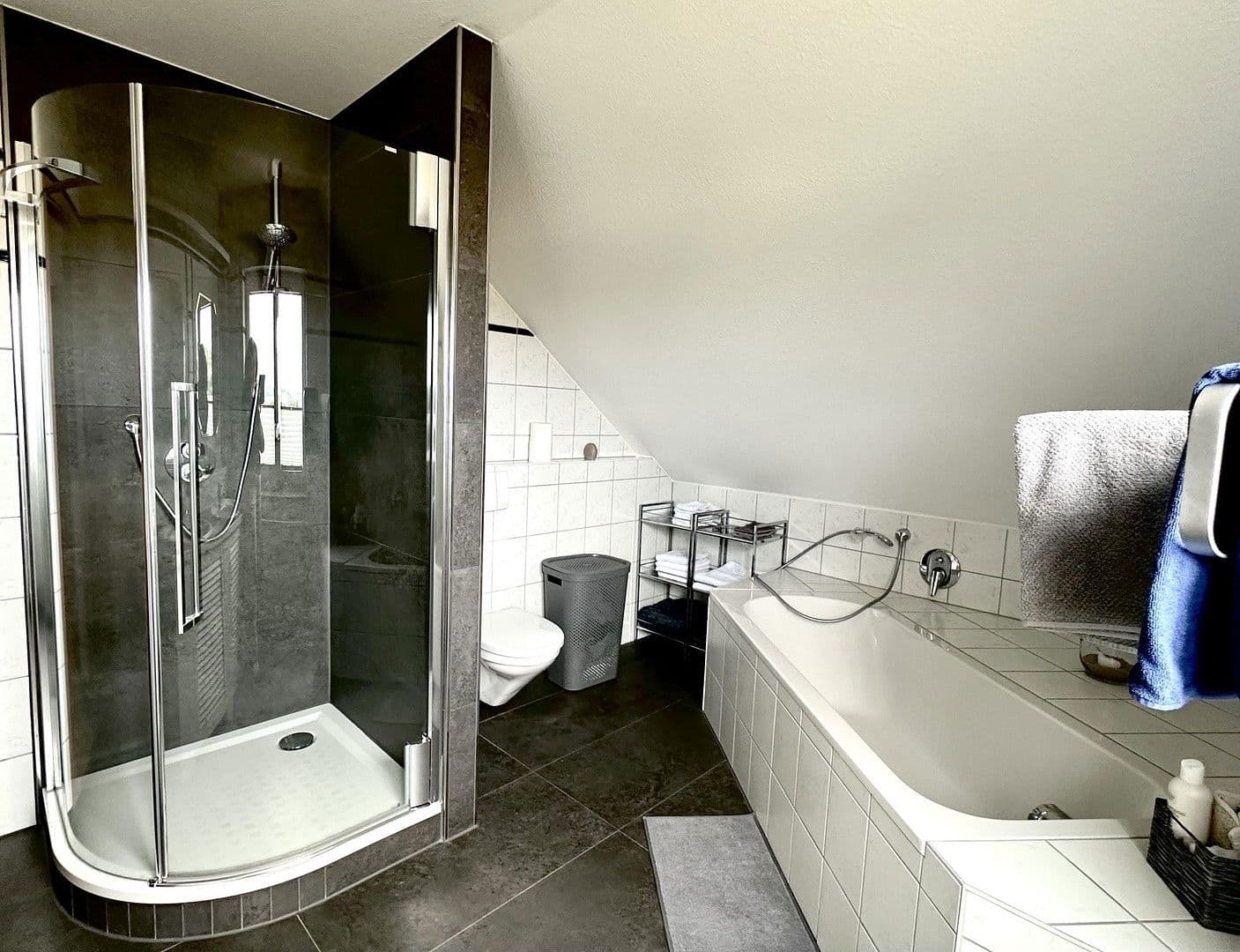 Prodej domu 140 m², pozemek 642 m², Blankenhain, Durynsko Prodej domu 140 m², pozemek 642 m², Blankenhain, Durynsko