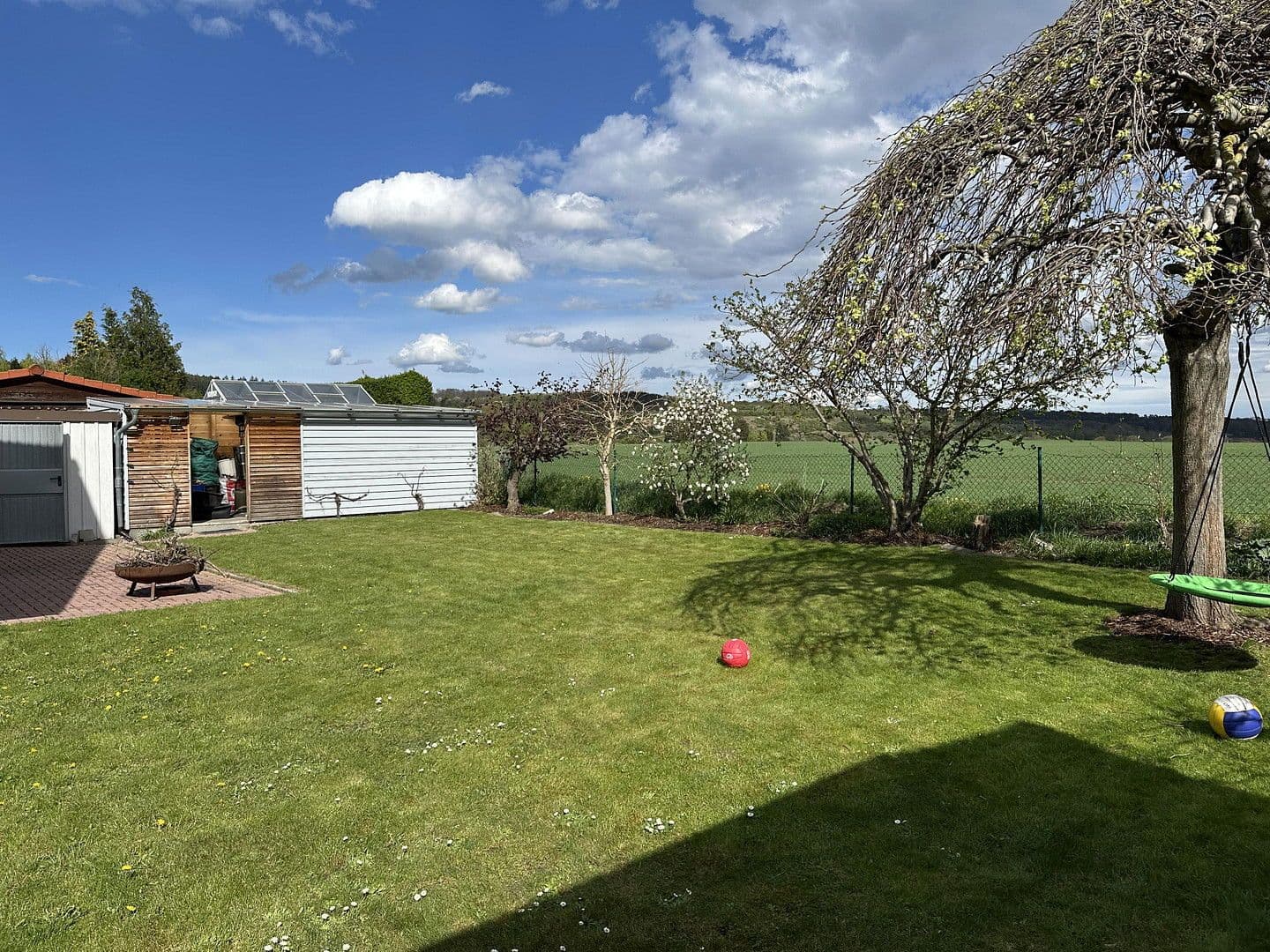 Prodej domu 140 m², pozemek 642 m², Blankenhain, Durynsko Prodej domu 140 m², pozemek 642 m², Blankenhain, Durynsko