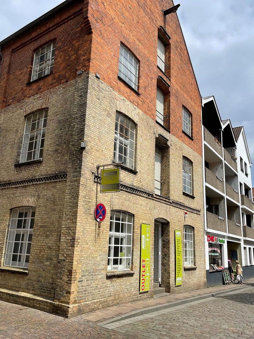 Pronájem bytu 1+1 25 m², Finkstraße 5, Lüneburg, Dolní Sasko Pronájem bytu 1+1 25 m², Finkstraße 5, Lüneburg, Dolní Sasko