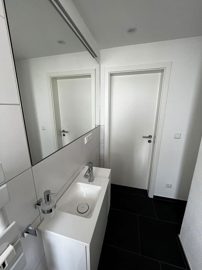 Pronájem bytu 1+1 11 m², Käferflugstraße 24, Heilbronn, Bádensko-Württembersko Pronájem bytu 1+1 11 m², Käferflugstraße 24, Heilbronn, Bádensko-Württembersko