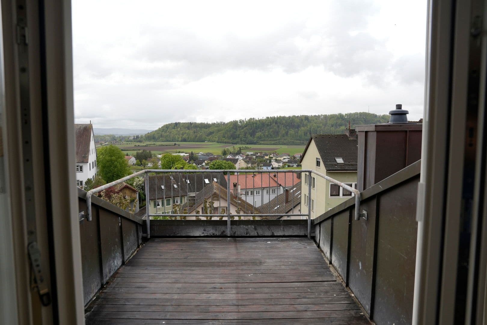 Pronájem bytu 3+1 115 m², Kaiserstrasse, Waldshut-Tiengen, Bádensko-Württembersko Pronájem bytu 3+1 115 m², Kaiserstrasse, Waldshut-Tiengen, Bádensko-Württembersko