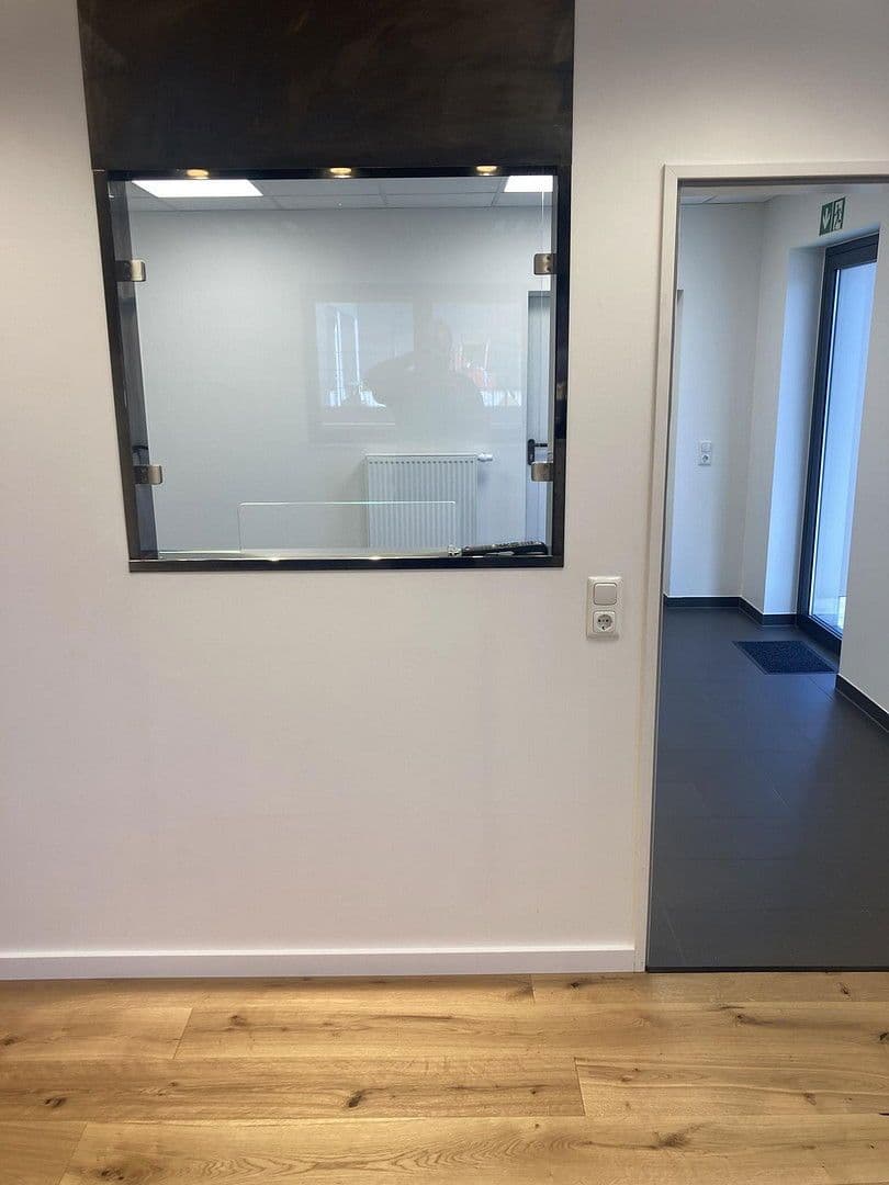 Prodej nebytového prostoru 2.100 m², Nordstern-Park 10, Herzogenrath, Severní Porýní-Vestfálsko Prodej nebytového prostoru 2.100 m², Nordstern-Park 10, Herzogenrath, Severní Porýní-Vestfálsko