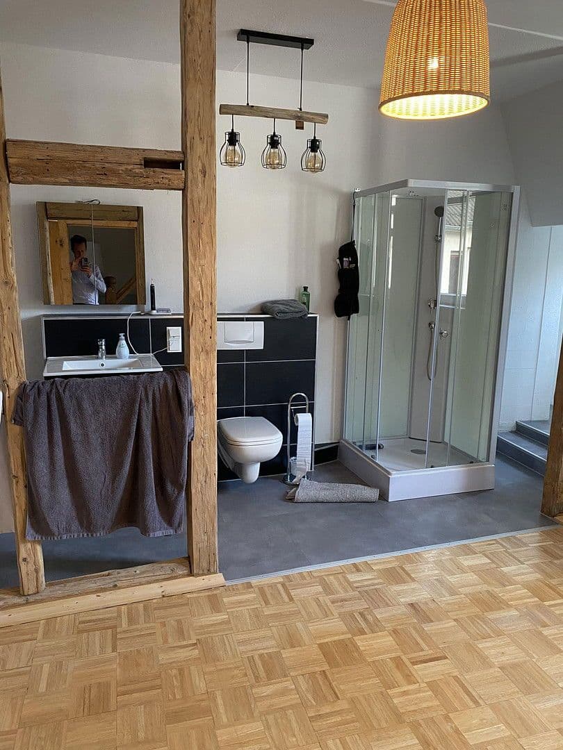 Pronájem domu 336 m², pozemek 450 m², Rheingaustr. 64, Oestrich-Winkel, Hessen Pronájem domu 336 m², pozemek 450 m², Rheingaustr. 64, Oestrich-Winkel, Hessen