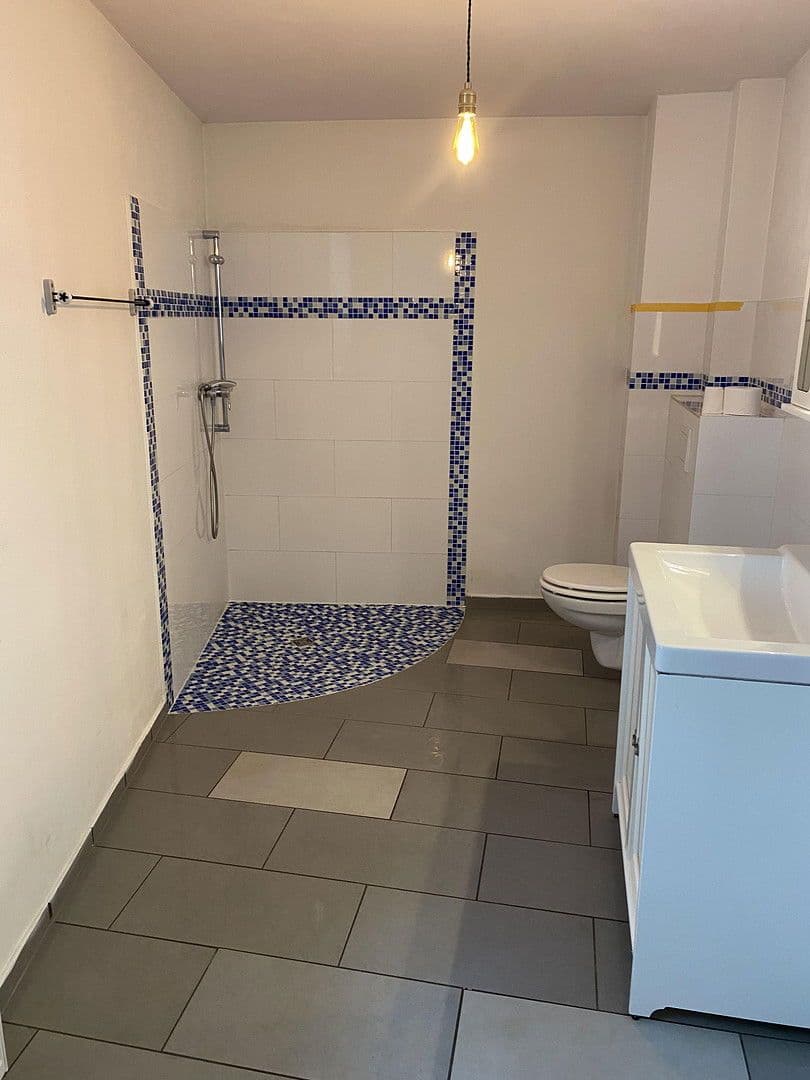 Pronájem domu 336 m², pozemek 450 m², Rheingaustr. 64, Oestrich-Winkel, Hessen Pronájem domu 336 m², pozemek 450 m², Rheingaustr. 64, Oestrich-Winkel, Hessen