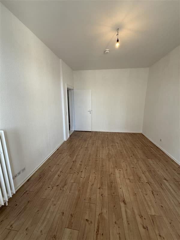 Pronájem bytu 4+1 103 m², Magdalenenstraße 21, Berlin, Berlín Pronájem bytu 4+1 103 m², Magdalenenstraße 21, Berlin, Berlín