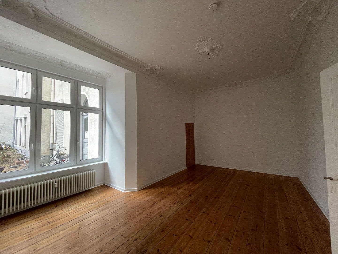 Pronájem bytu 1+1 44 m², Berlin, Berlín Pronájem bytu 1+1 44 m², Berlin, Berlín