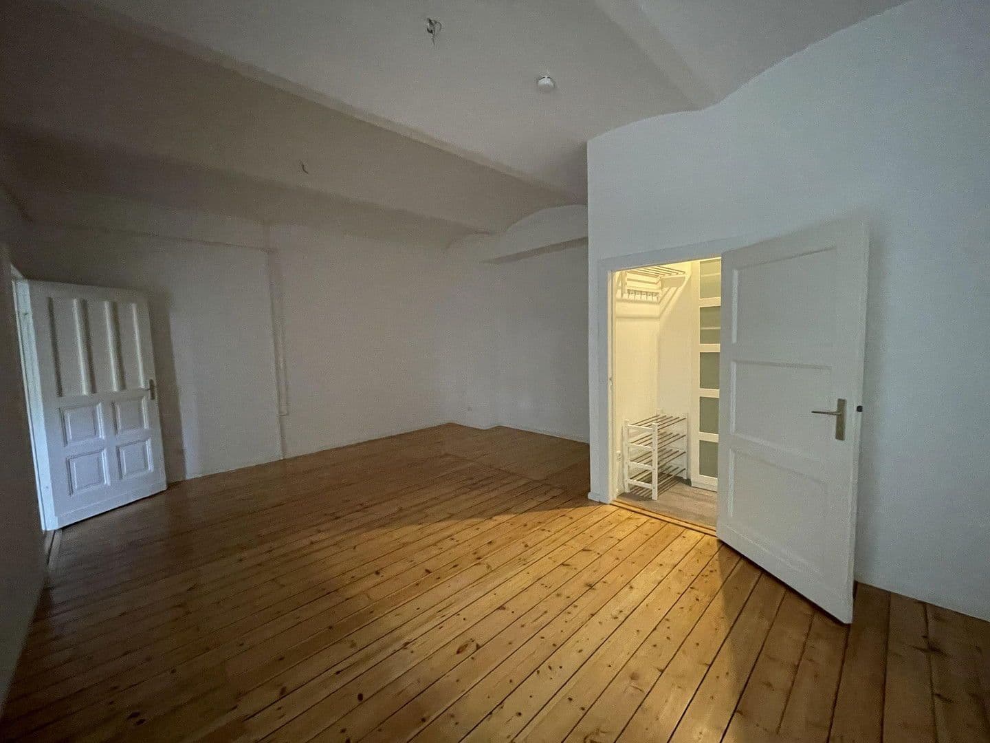 Pronájem bytu 1+1 45 m², Berlin, Berlín Pronájem bytu 1+1 45 m², Berlin, Berlín