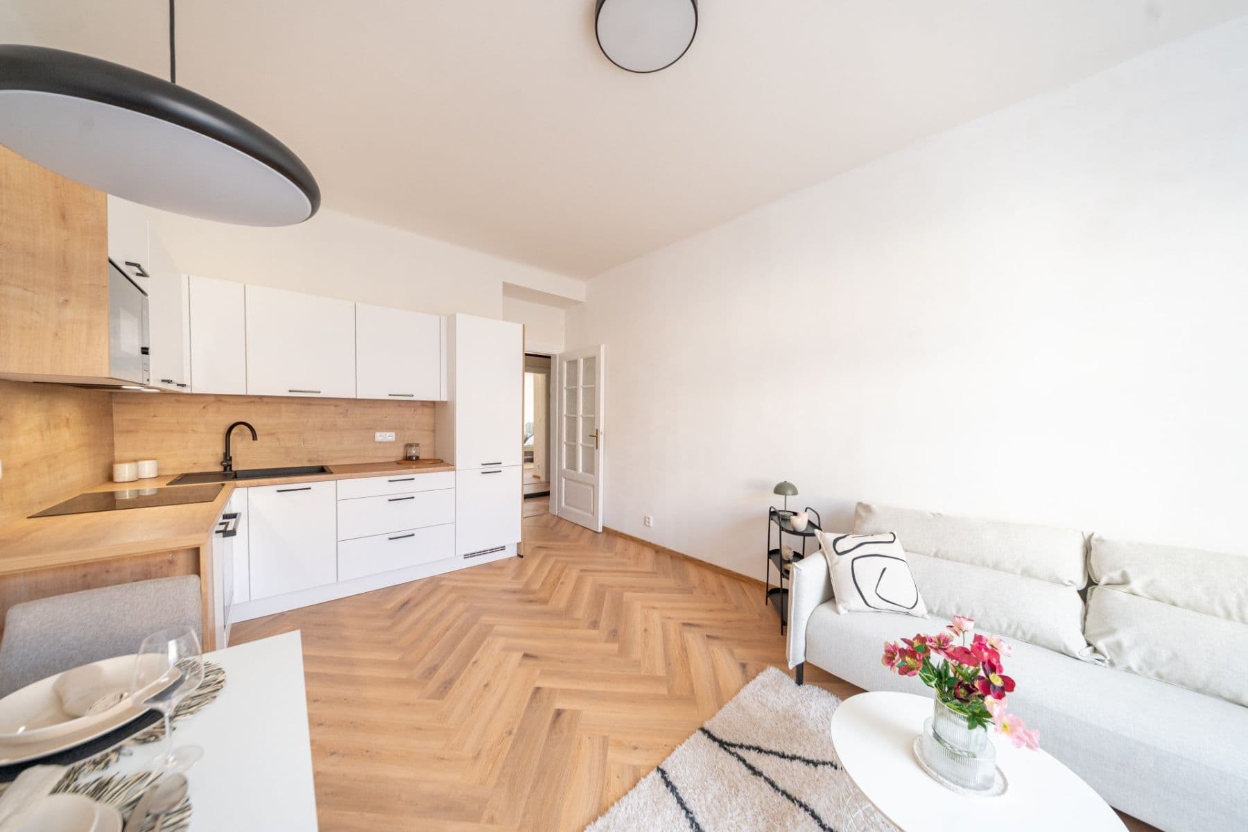 Prodej bytu 2+kk 46 m², Jaromírova, Praha, Praha Prodej bytu 2+kk 46 m², Jaromírova, Praha, Praha