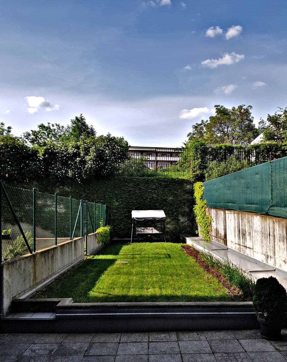 Pronájem bytu 2+kk 156 m², Francouzská, Brno, Jihomoravský kraj Pronájem bytu 2+kk 156 m², Francouzská, Brno, Jihomoravský kraj