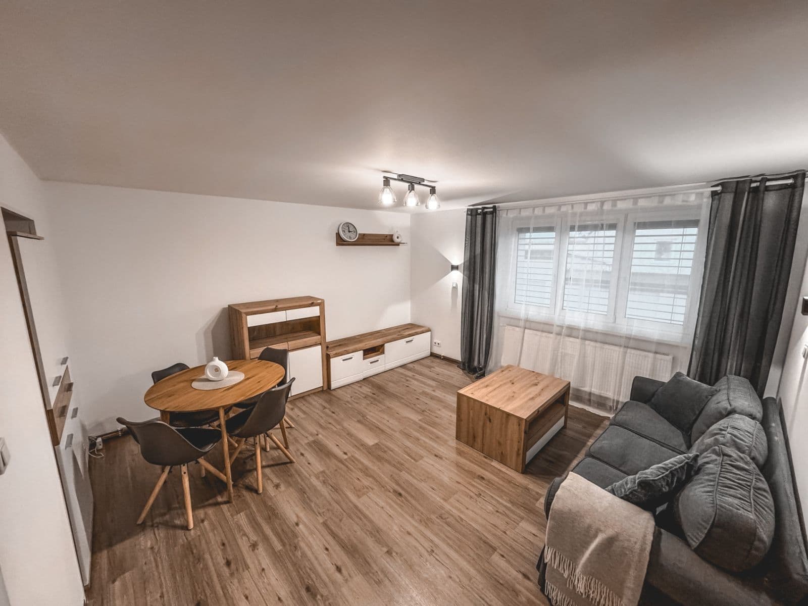 Pronájem bytu 3+1 65 m², Petra Bezruče, Kladno, Středočeský kraj Pronájem bytu 3+1 65 m², Petra Bezruče, Kladno, Středočeský kraj