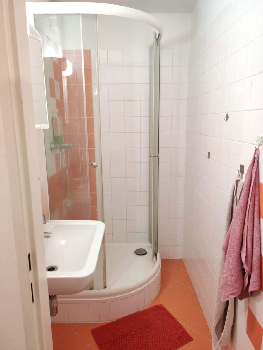 Pronájem bytu 2+kk 43 m², Doubravická, Praha, Praha Pronájem bytu 2+kk 43 m², Doubravická, Praha, Praha