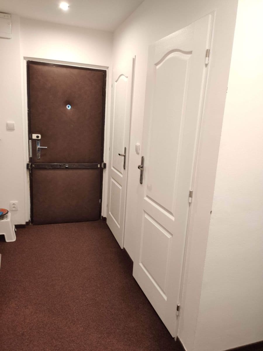 Pronájem bytu 2+kk 43 m², Doubravická, Praha, Praha Pronájem bytu 2+kk 43 m², Doubravická, Praha, Praha