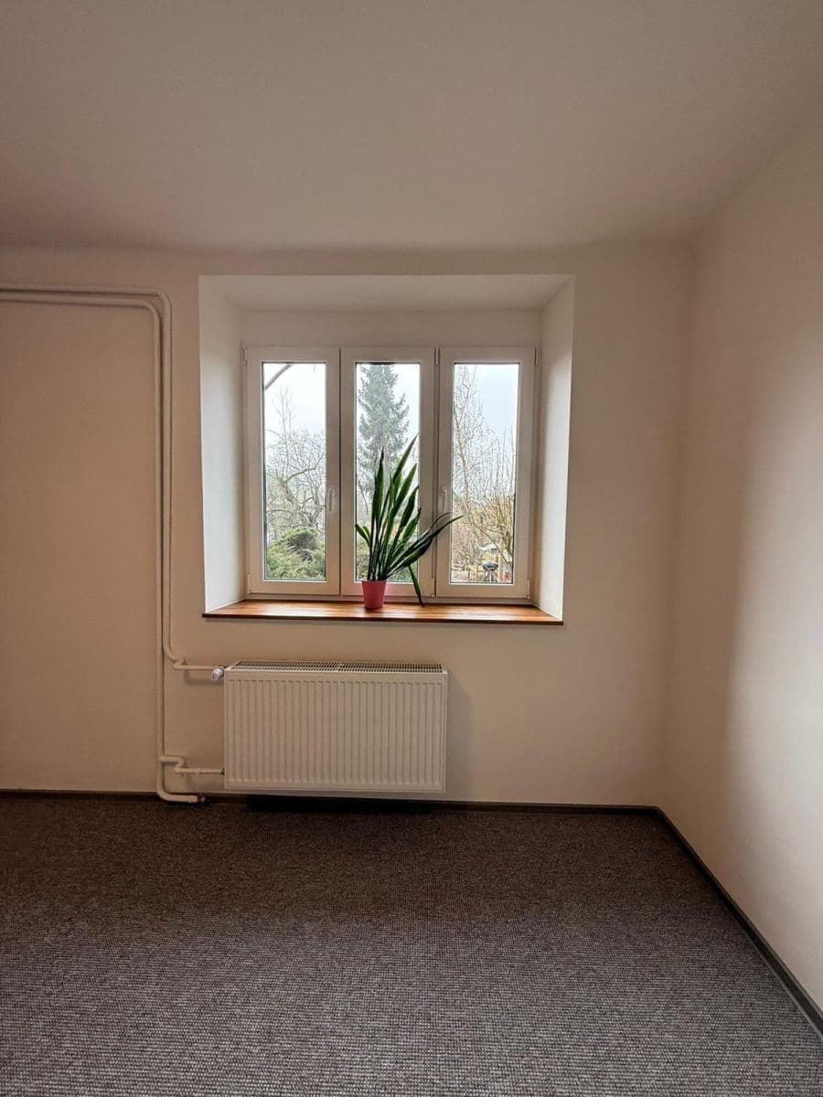 Pronájem bytu 2+1 55 m², Dostihová, Praha, Praha Pronájem bytu 2+1 55 m², Dostihová, Praha, Praha
