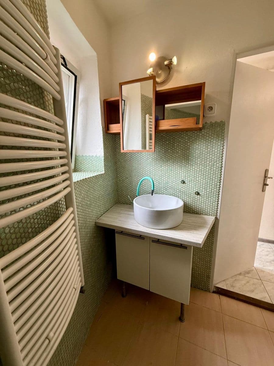 Pronájem bytu 2+1 55 m², Dostihová, Praha, Praha Pronájem bytu 2+1 55 m², Dostihová, Praha, Praha