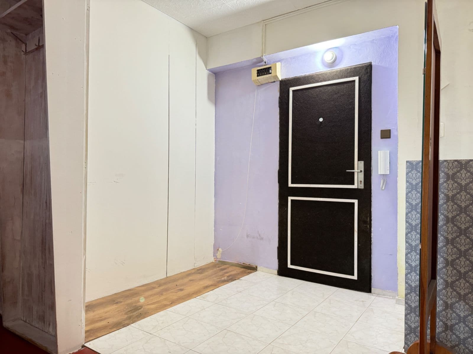 Prodej bytu 3+1 98 m², Dr. Horákové, Poděbrady, Středočeský kraj Prodej bytu 3+1 98 m², Dr. Horákové, Poděbrady, Středočeský kraj