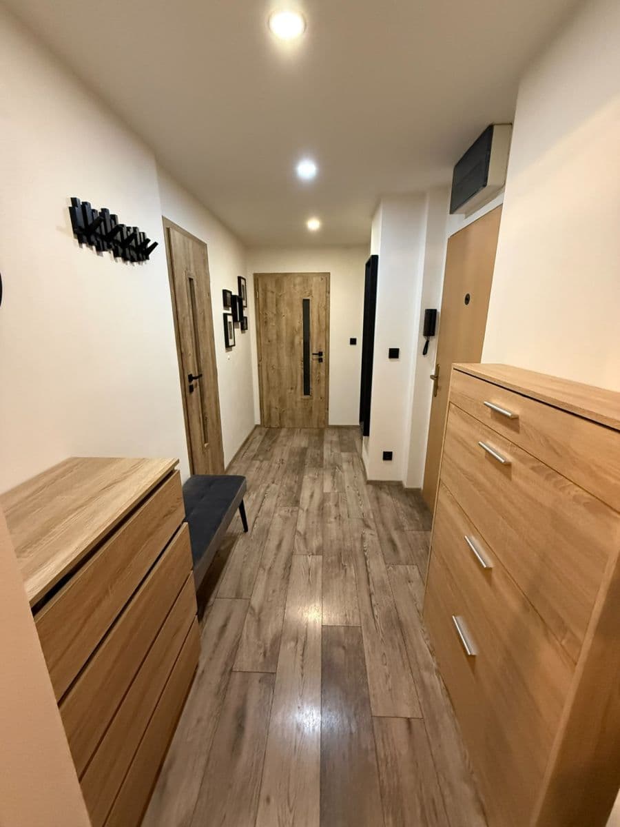 Pronájem bytu 2+1 56 m², Hradecká, Stod, Plzeňský kraj Pronájem bytu 2+1 56 m², Hradecká, Stod, Plzeňský kraj