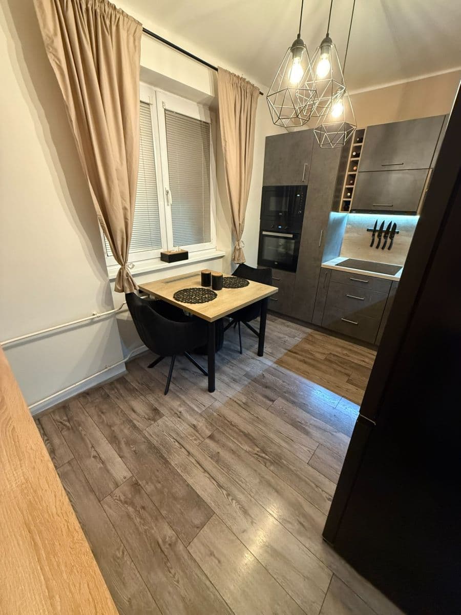 Pronájem bytu 2+1 56 m², Hradecká, Stod, Plzeňský kraj Pronájem bytu 2+1 56 m², Hradecká, Stod, Plzeňský kraj