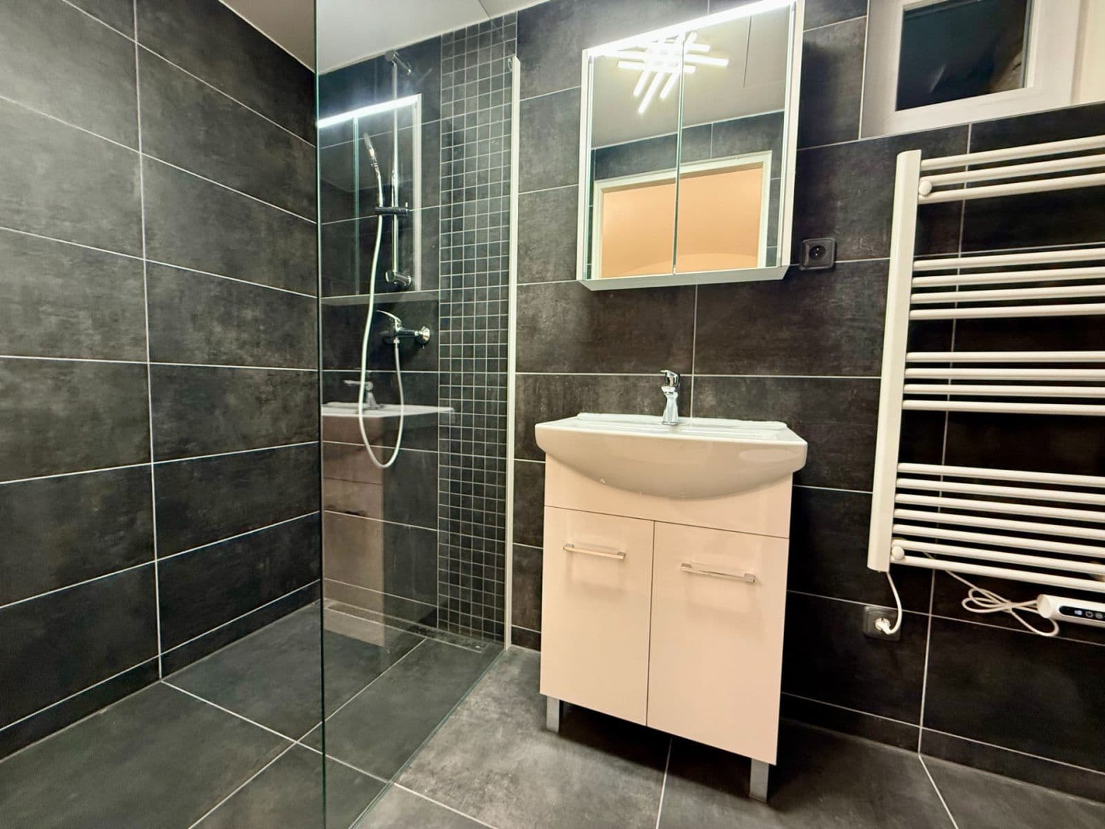 Prodej bytu 2+1 56 m², Čestmírova, Praha, Praha Prodej bytu 2+1 56 m², Čestmírova, Praha, Praha