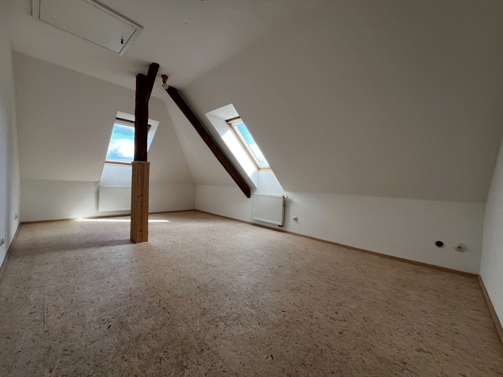 Pronájem bytu 2+1 60 m², Pražská, Třebíč, Kraj Vysočina Pronájem bytu 2+1 60 m², Pražská, Třebíč, Kraj Vysočina