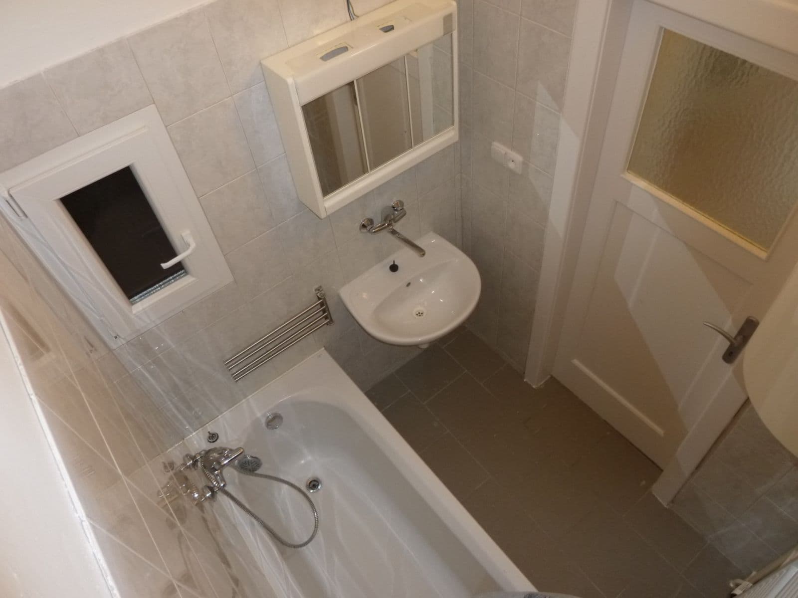 Pronájem bytu 1+1 45 m², Nové náměstí, Brno, Jihomoravský kraj Pronájem bytu 1+1 45 m², Nové náměstí, Brno, Jihomoravský kraj