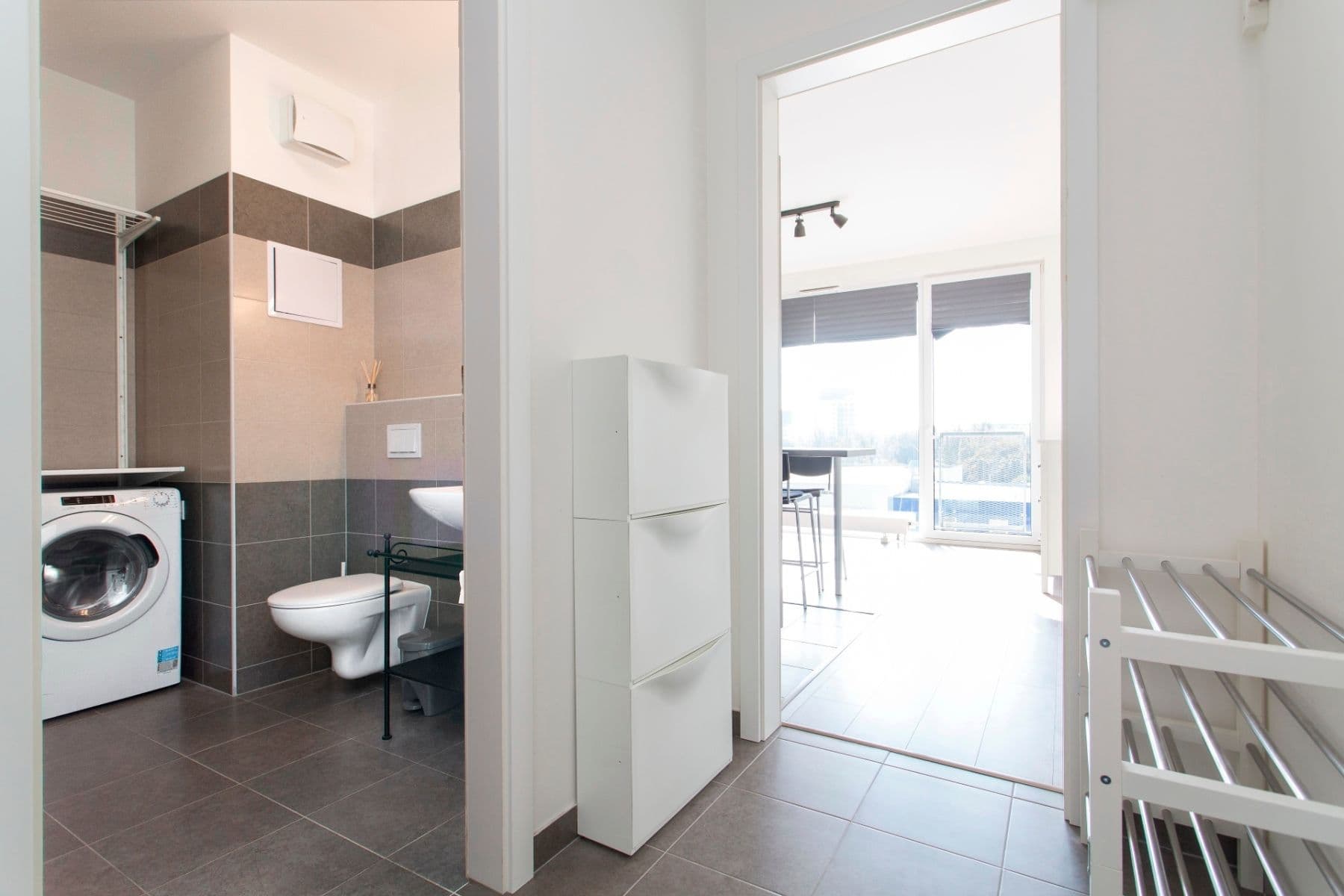 Pronájem bytu 1+kk 27 m², Olgy Havlové, Praha, Praha Pronájem bytu 1+kk 27 m², Olgy Havlové, Praha, Praha