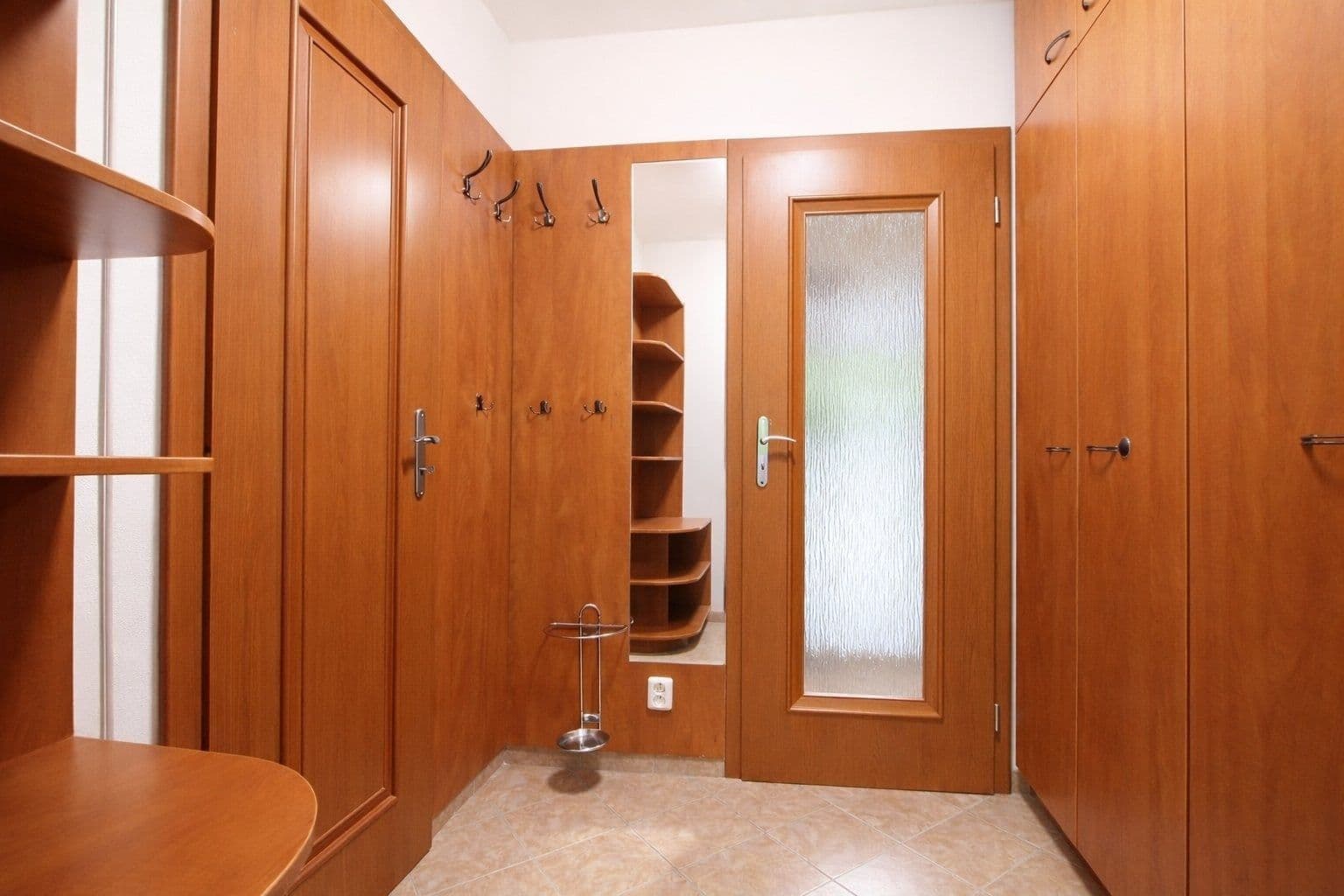 Pronájem bytu 4+1 110 m², Na Hřebenkách, Praha, Praha Pronájem bytu 4+1 110 m², Na Hřebenkách, Praha, Praha