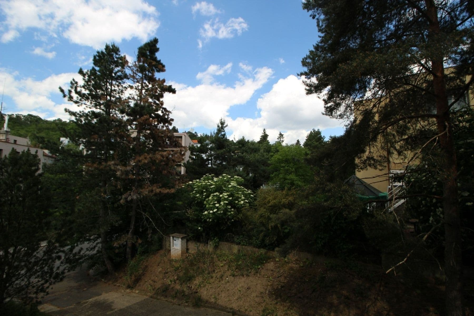 Pronájem bytu 4+1 110 m², Na Hřebenkách, Praha, Praha Pronájem bytu 4+1 110 m², Na Hřebenkách, Praha, Praha